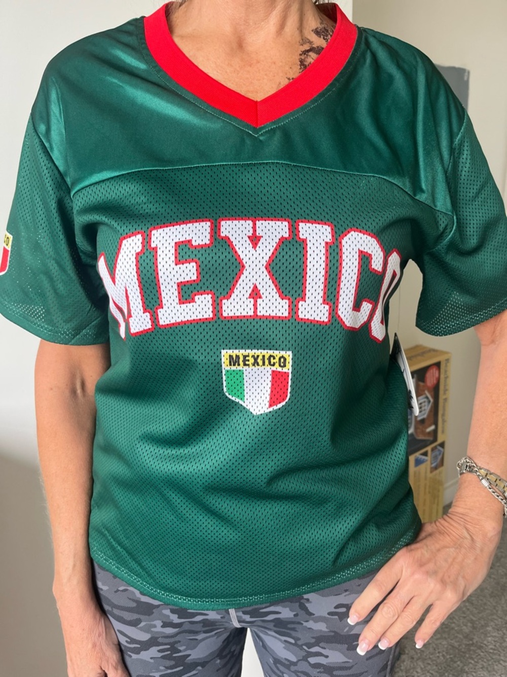 Teen Women’s NWT Mexico Green Mesh Athletic Jersey Flag Soccer Fan World Cup